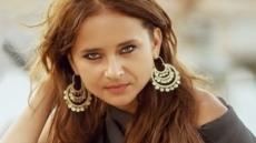 بعد غيابها العام الماضي.. نيللي كريم تعود بمسلسل “النصابين”