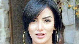 رغم الآلام .. حورية فرغلي تكشف موقفا طريفا بسبب “الحشيش”