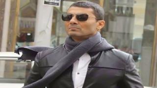 عمرو أديب يطالب خالد النبوي بتجسيد شخصية “محمد صلاح” وهذا هو رده