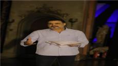 مجدي كامل مع يحيى الفخراني في مسرحية “الملك لير”