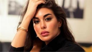 أسمر ورياضي وقوي ميكنش ملزق.. مواصفات فتى أحلام ياسمين صبري