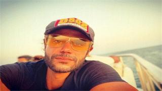 محمد إمام عن مخرج “لص بغداد”.. رماني من مركب و حدفني من طيارة