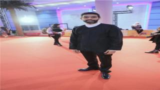 تألق عمرو عابد على السجادة الحمراء بافتتاح مهرجان أيام قرطاج