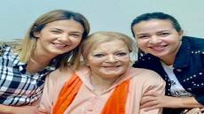 دنيا سمير غانم وشقيقتها في زيارة للفنانة نادية لطفي