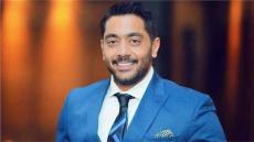 أحمد فلوكس يحظى باستقبال من طلبة فنون تطبيقية بجامعة القاهرة