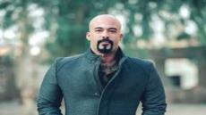 نجوم الفن يلقون نظرة الوداع للراحل هيثم أحمد زكي