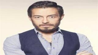 أحمد زاهر يتعاقد على “البرنس” ويواجه محمد رمضان في 2020