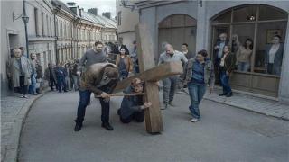 اليوم.. عرض الفيلم الحاصل على جائزة بمهرجان فينيسيا «عن الأبدية»