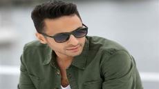 حمادة هلال يعود لأغاني الأطفال برفقة طفلة جميلة