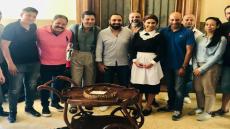 مؤلف “حواديت الشانزليزيه”.. كتبته في سنتين