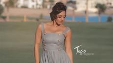 لقاء الخميسي تتألق بفستان رمادي.. ومعجب يقول لها “بحبك”