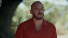 بعد احراجه لشاب على المسرح.. محمود العسيلي يصدم جمهوره برده