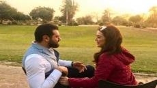 بصورة رومانسية.. عمرو يوسف وكندة علوش من فرح أحمد فهمي وهنا الزاهد