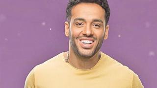 نجوم الفن يدعمون رامي جمال.. وحمدي الميرغني يداعبه “كل ما تشوفني احمد ربنا انك في نعمة”