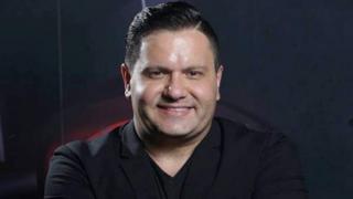 إدوارد يتعاقد على “البرنس” مع محمد رمضان