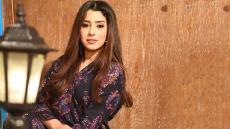 سر حزن الفنانة أيتن عامر