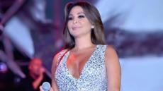 بسبب الجوع والتعب.. إليسا تساند وتهتف مع المتظاهرين في لبنان ضد الحريري