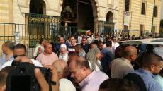 جنازة زوجة الفنان رشوان توفيق في غياب تام لنجوم الفن