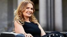 صورة يسرا بالبكيني على صفحات التواصل الاجتماعي بسبب مستخدمو الفيسبوك