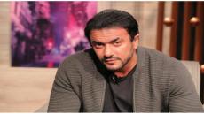 وهو غرقان في دمه.. أحمد العوضي يروج لمسلسلة «شديد الخطورة»