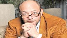 عادل أديب يشيد بمسلسل “نقل عام”: سنتناول الطبقة المتوسطة بشكل مختلف