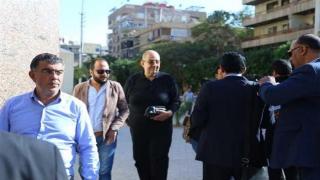 رياض الخولي من جنازة المخرج الراحل سمير سيف